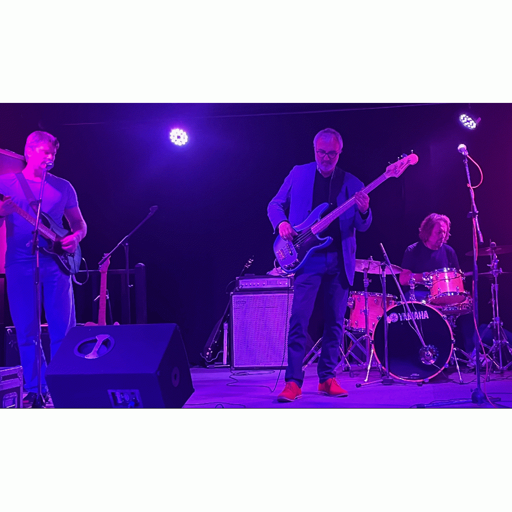 Andrew395 full image