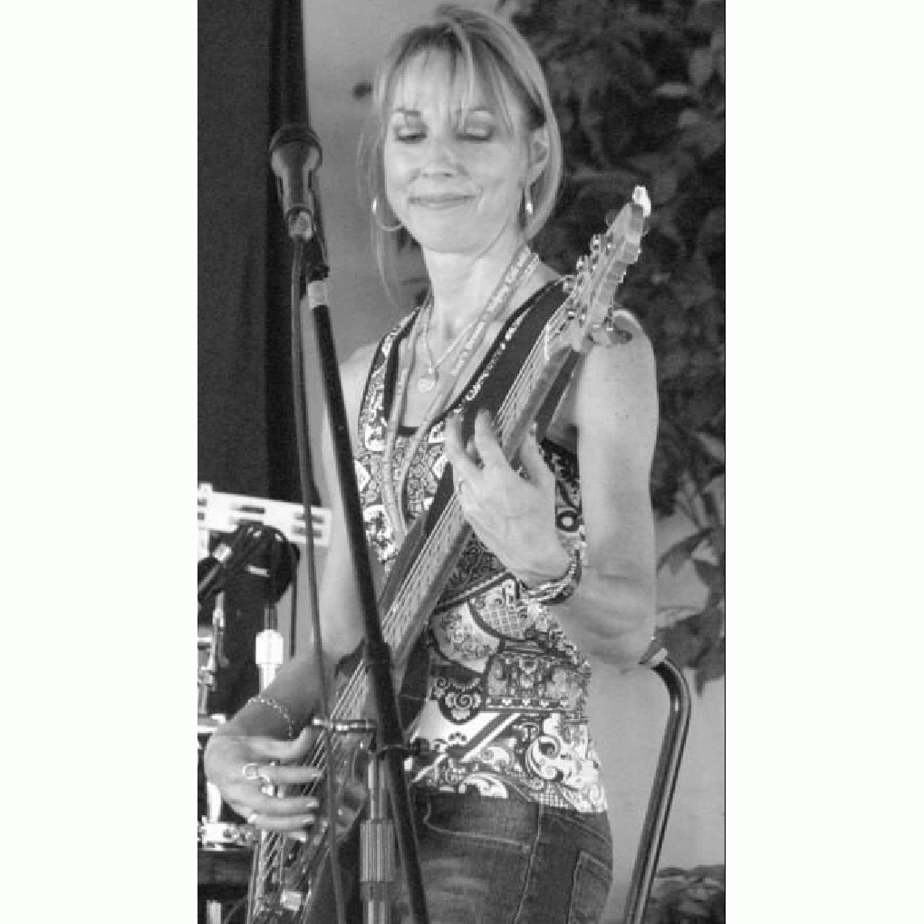 Bassgurl full image