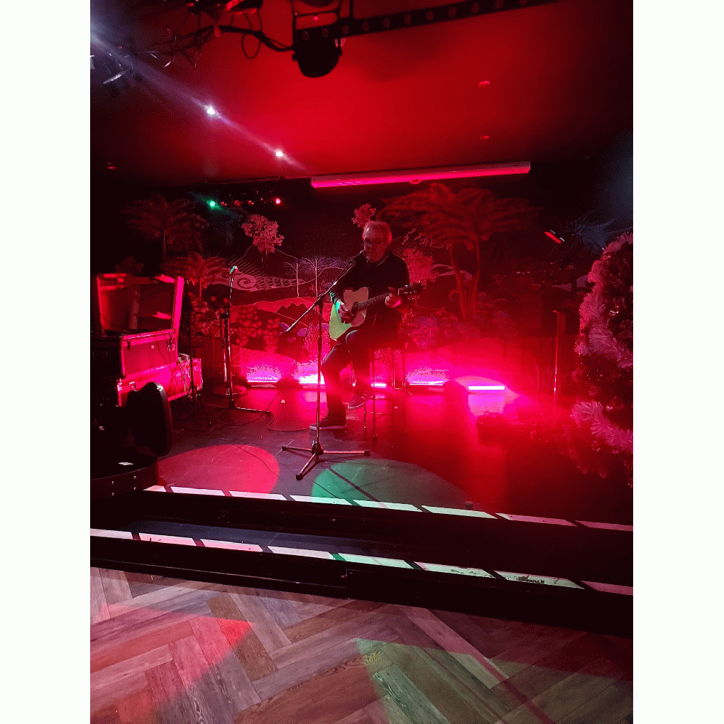 Bennervis full image