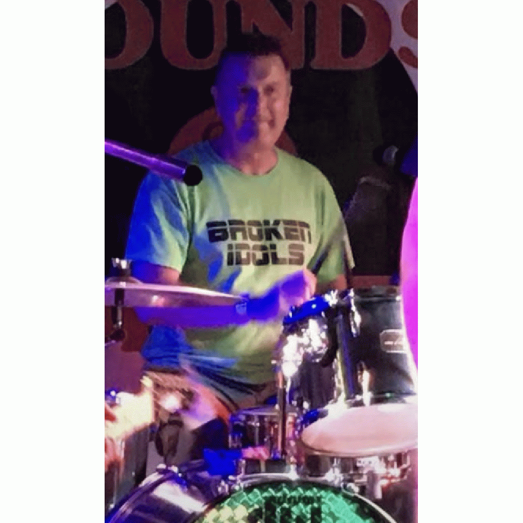 Carlpunilux7 full image