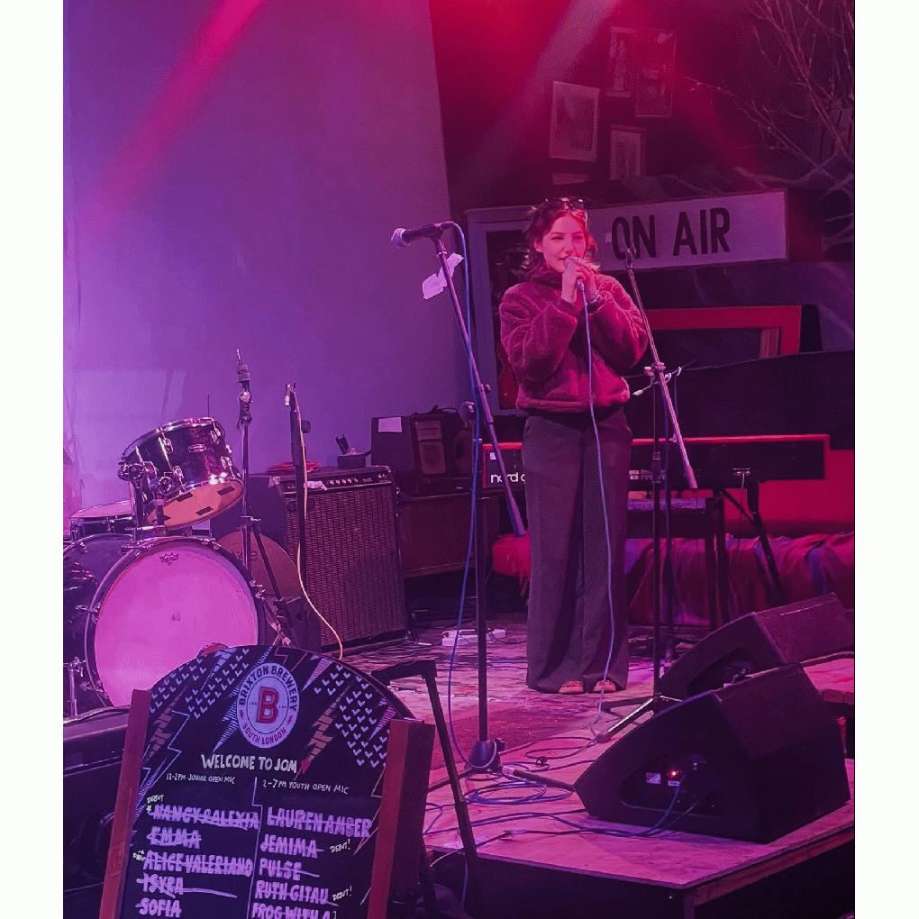 Catherine222 full image