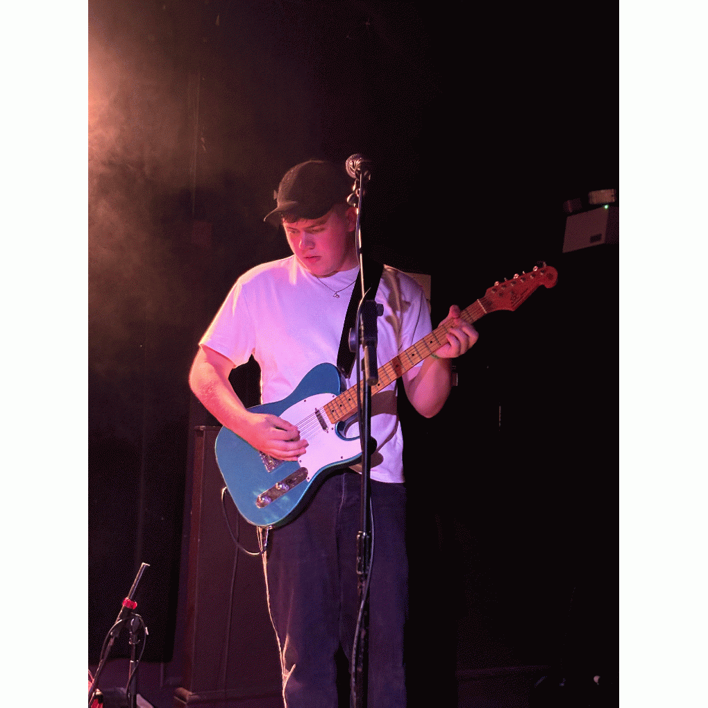 Ciaranbabz full image