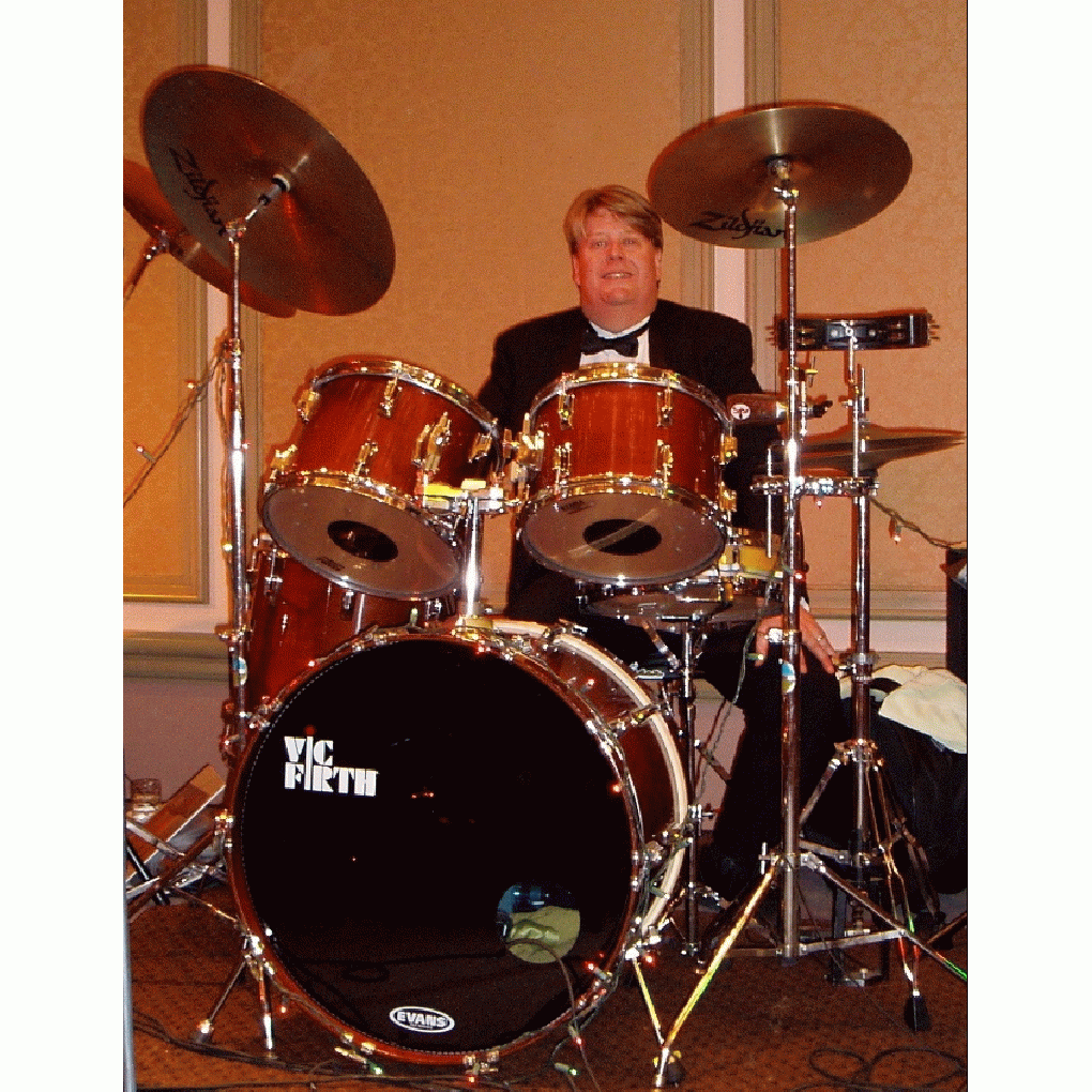 Drummer_in_NOVA full image