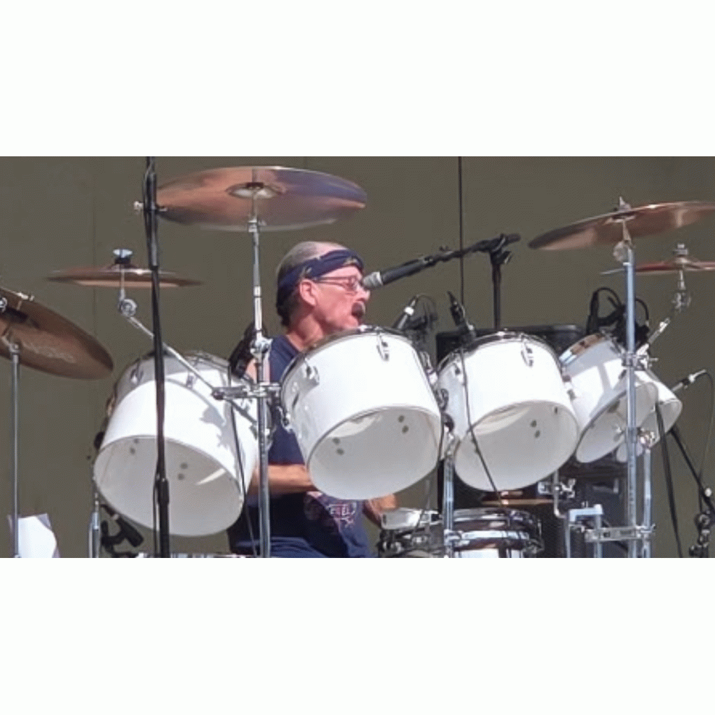 EagleDrummer full image