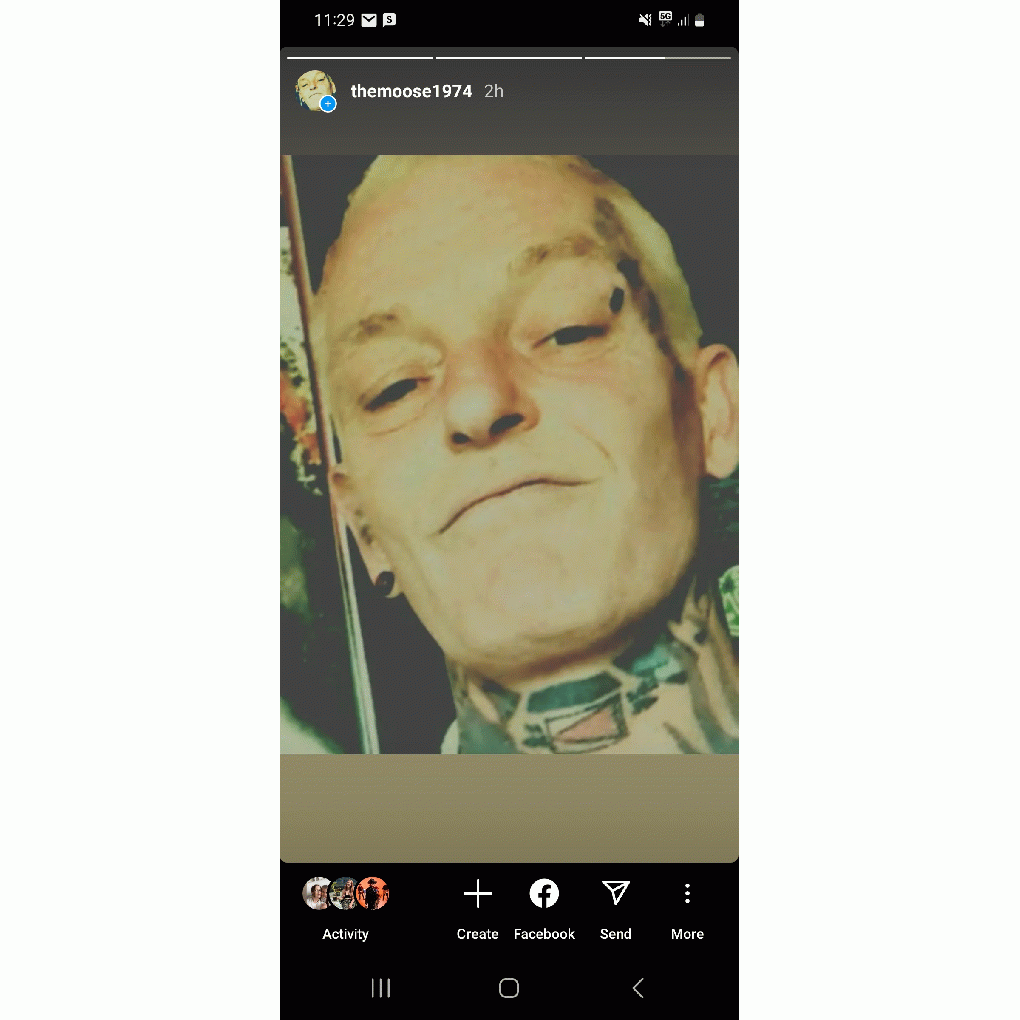 Gaz_singersongwriter full image