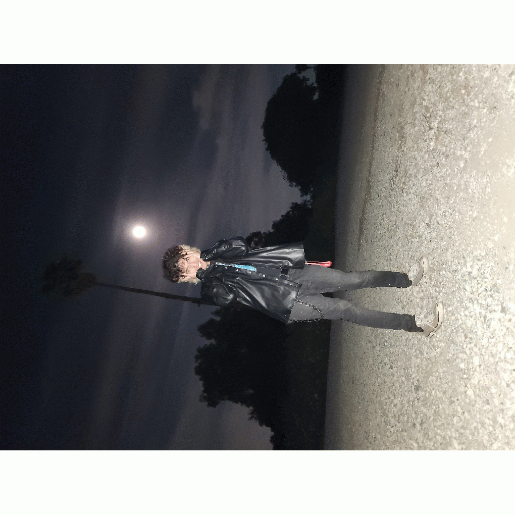 Iluvtosleep9 full image