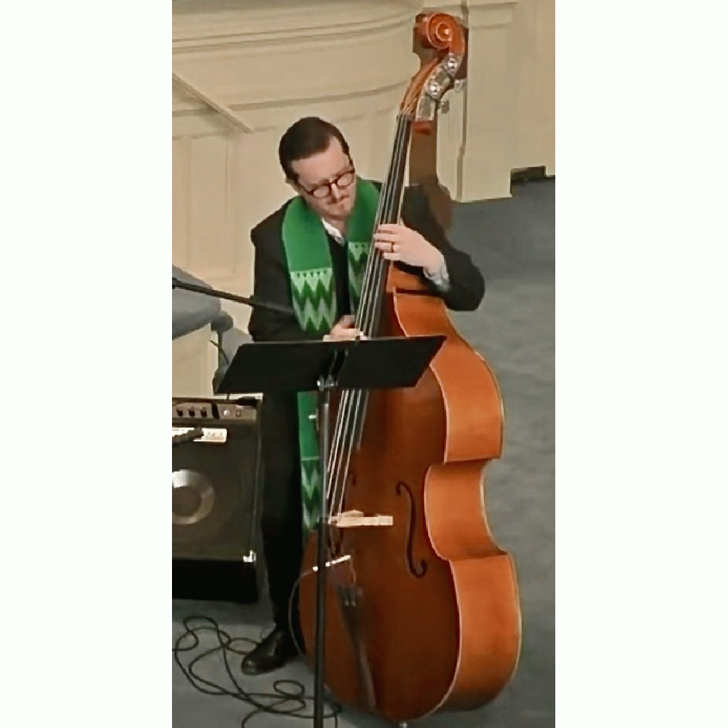 Jesse_Bass_Player full image