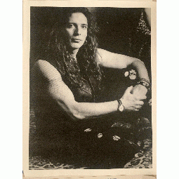 KerryWicked full image