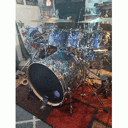 Ludwigclassicoakdude full image