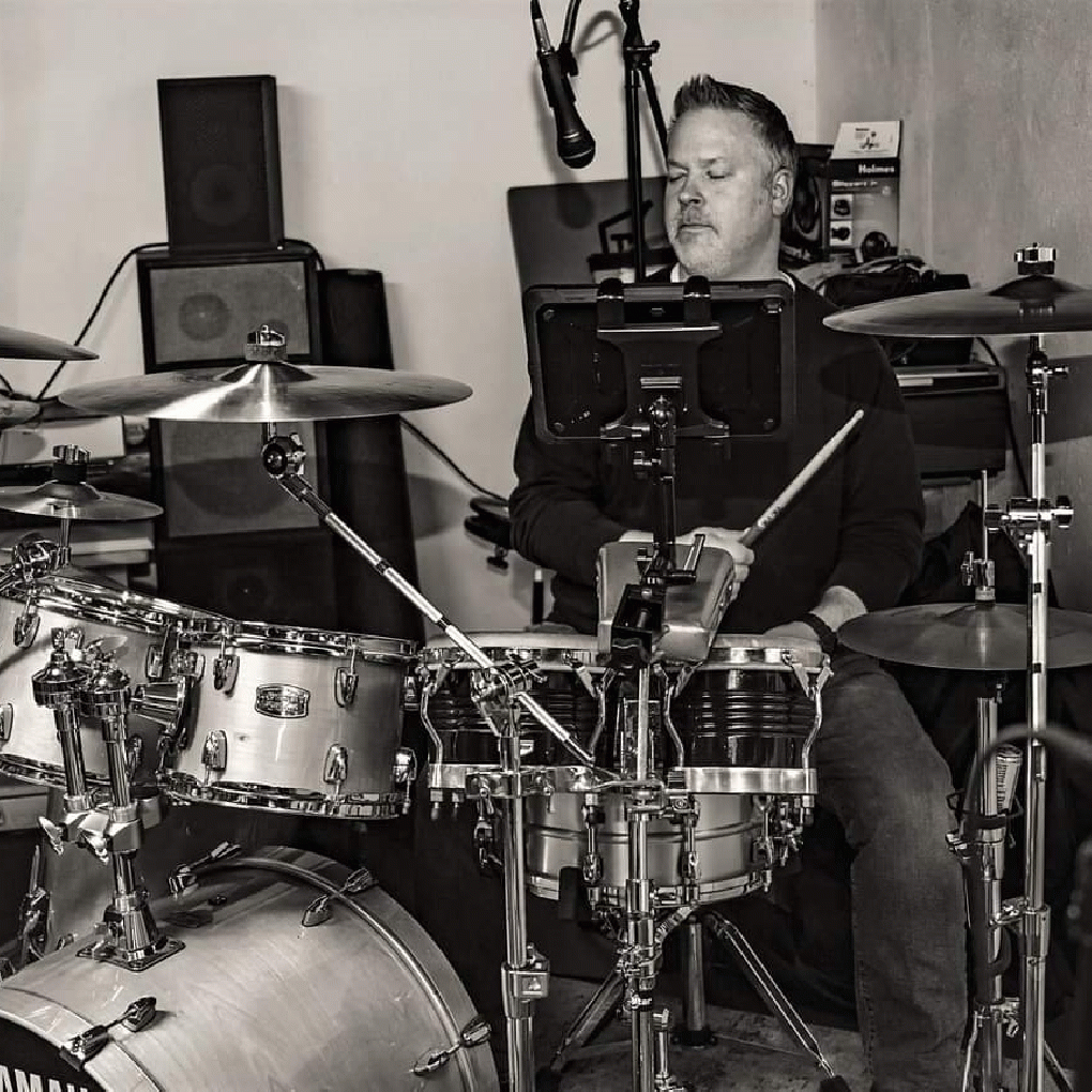 MickeyDeez full image