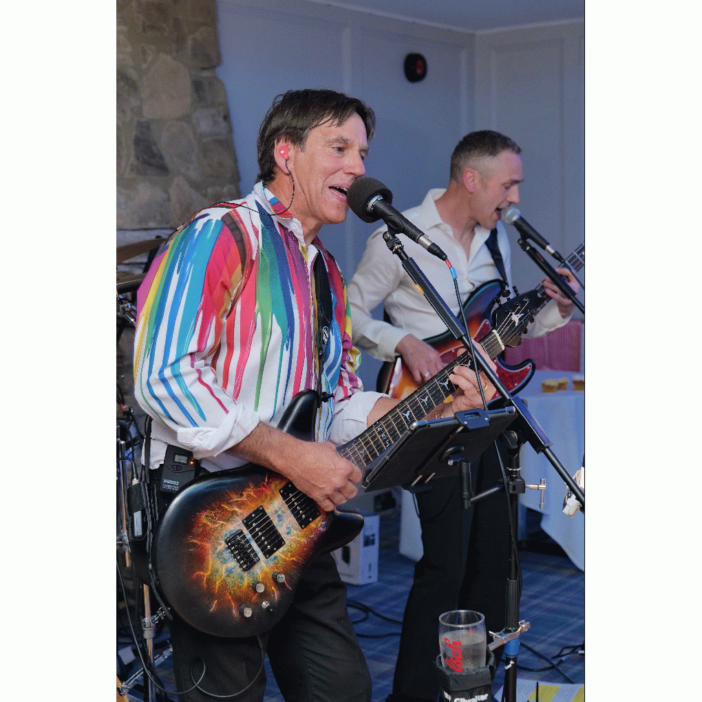 Mikepoplett full image