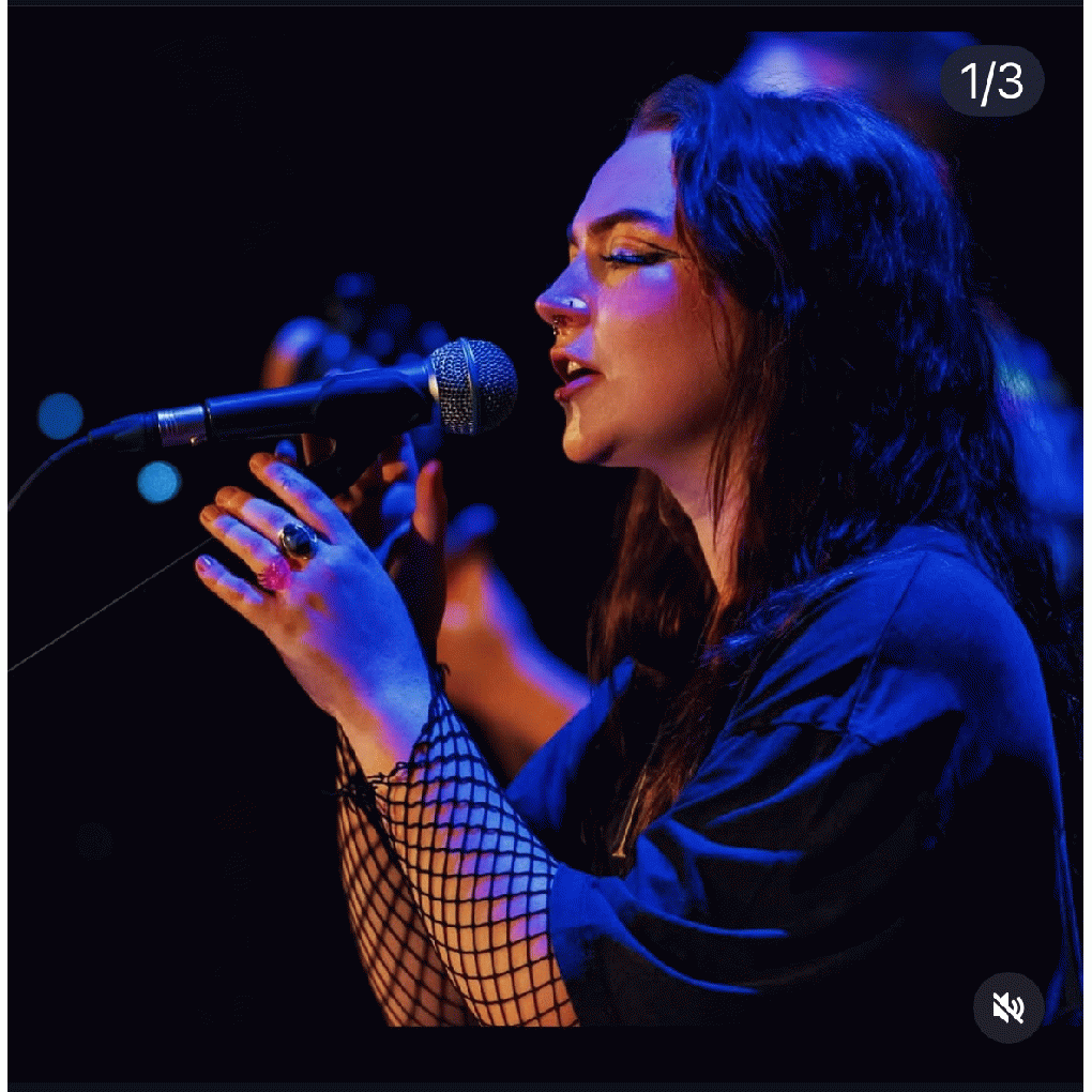 OliviaSagar full image