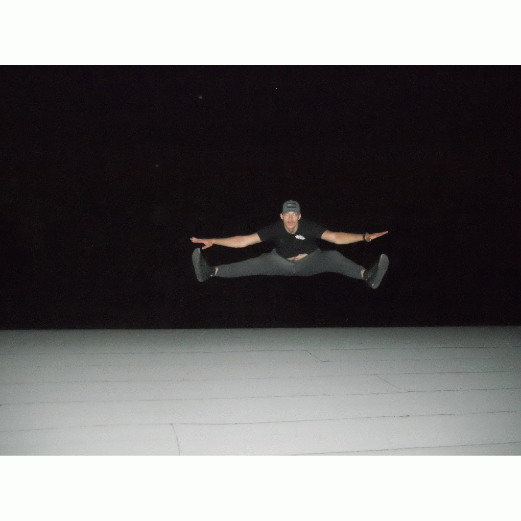 RJlovesmusic full image