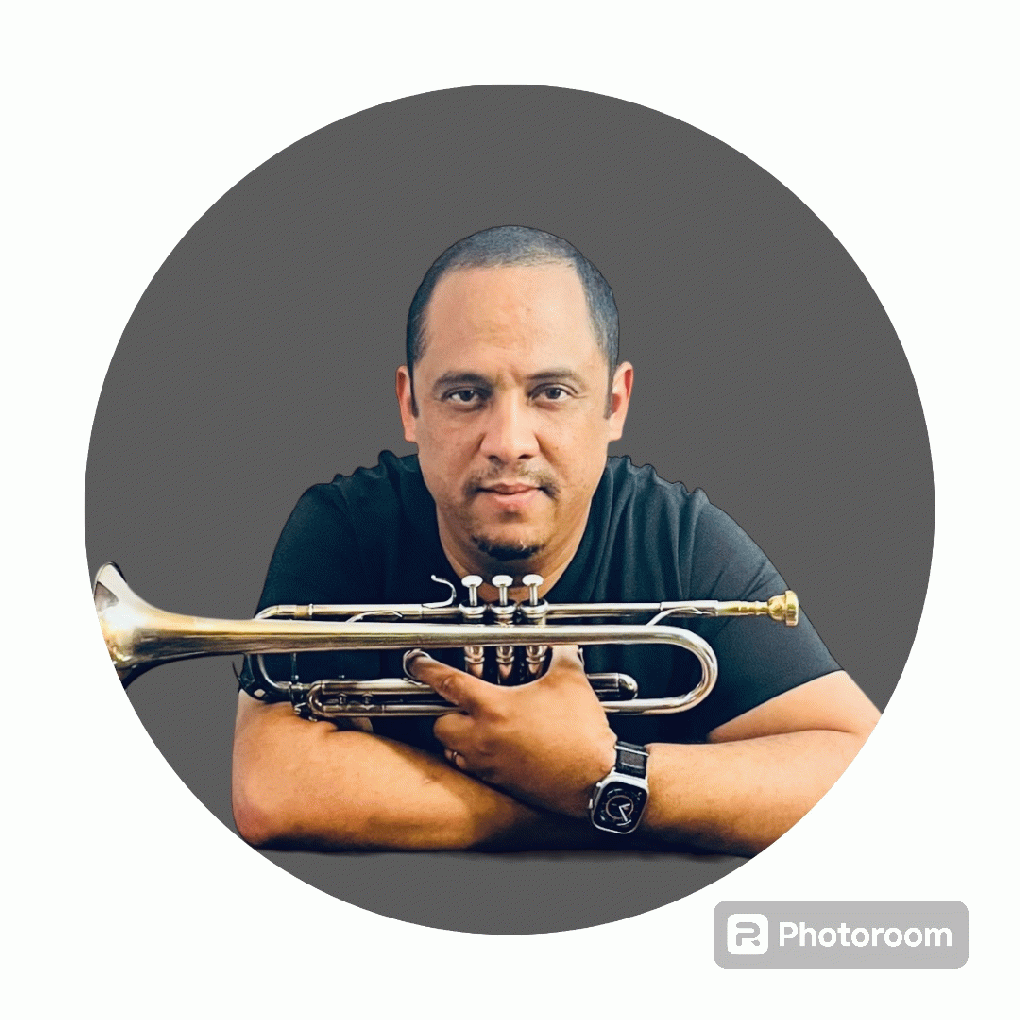 Ricardomarx full image