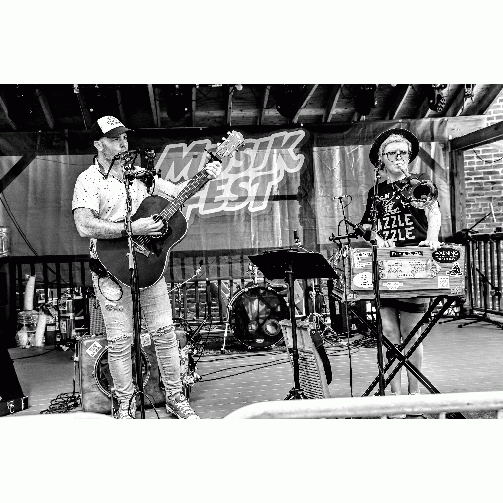 Straysandmisfits full image