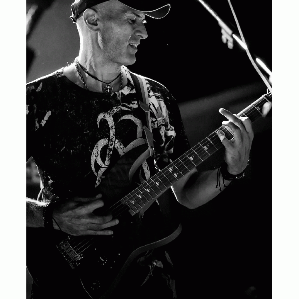 Vito_Hard_Heavy_Guitarist full image