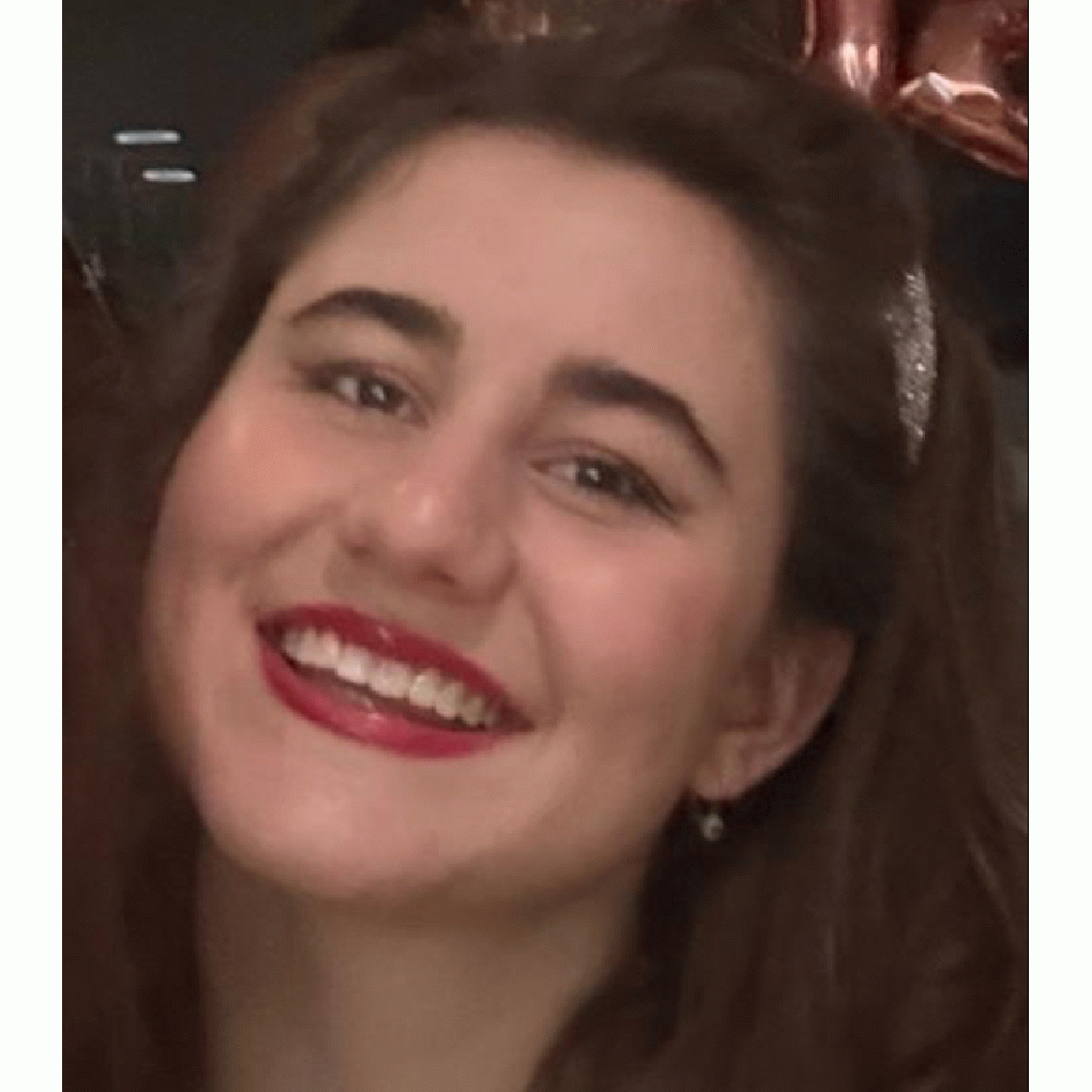 laura2001 full image